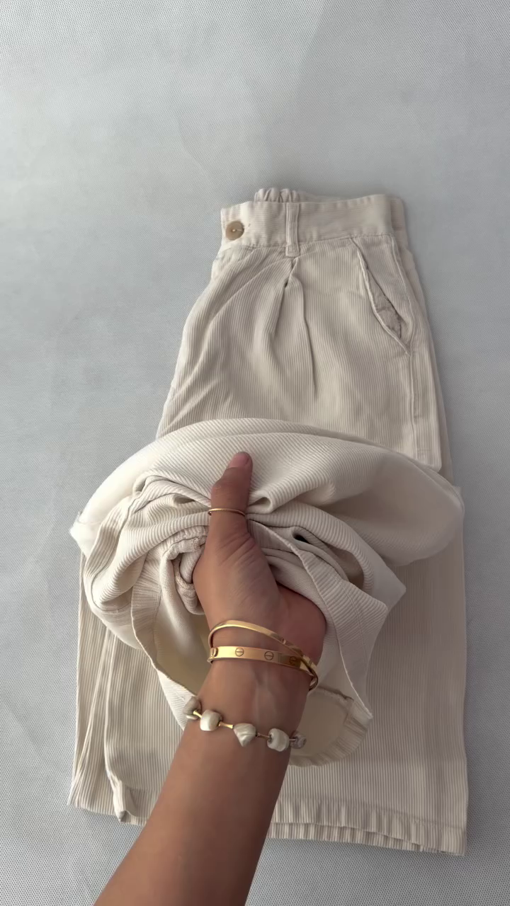 ✦ Minimal Ivory High-Waist Corduroy Trousers With Relaxed Wide-Leg Fit & Effortless Everyday Styling