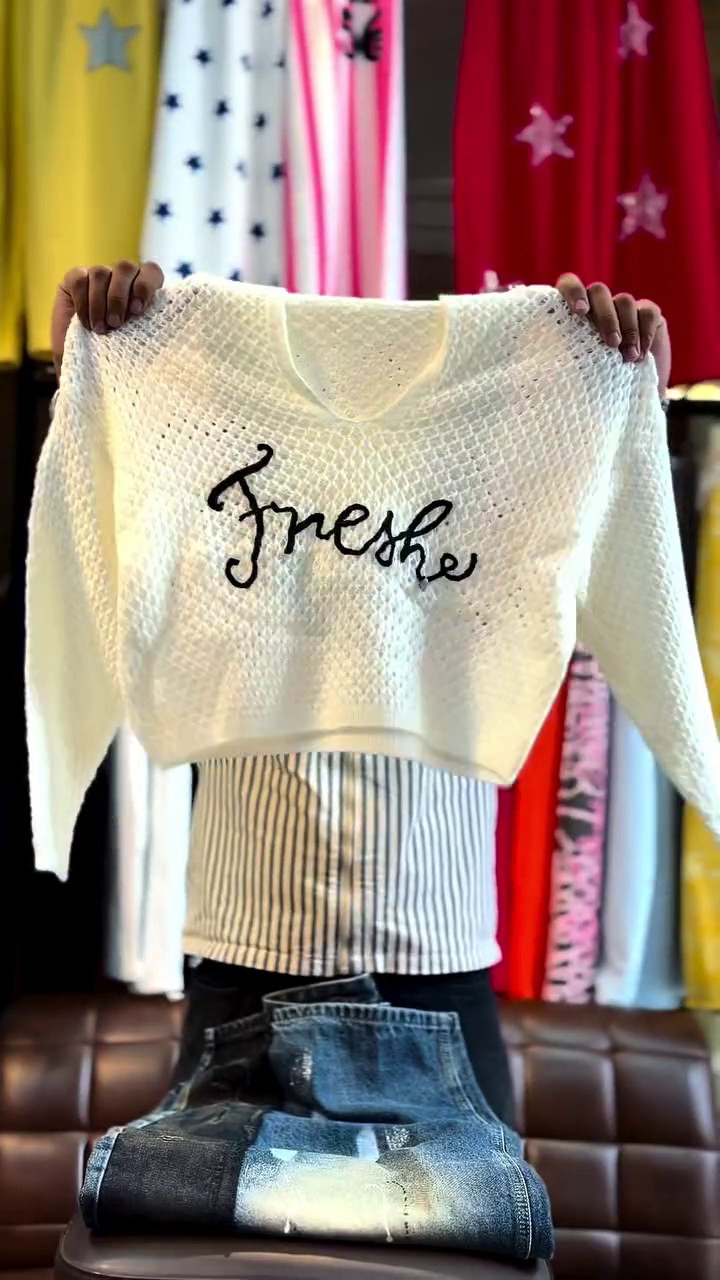 Chic White Open-Knit Long Sleeve Cropped Sweater With Statement Letter Detail for Trendy Layered Casual Styling